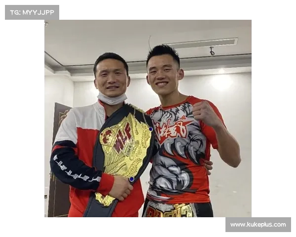 蒙国东:WKA亚太金腰带献给革命老区百色的荣耀与祝福 蒙国东:WKA亚太金腰带献给革命老区百色的荣耀与祝福